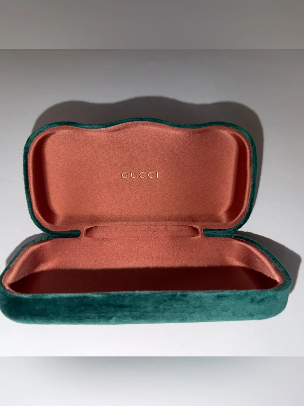 Gucci Black Oversized Women's Sunglasses with Dark Lenses